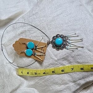 Necklace and earrings set. Porcupine quill.